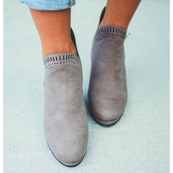 Veronica Wedges - Picture 3 of 3